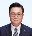 (주)두산<br>문홍성 사장